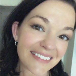 Meet your Posher, Carrie